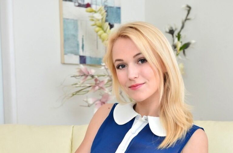 Aislin Biography & Net Worth, Age, Career, Lifestyle