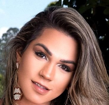 Amanda Fialho Biography & Net Worth, Age, Career, Lifestyle