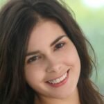 Amelie Belain Biography & Net Worth, Age, Career, Lifestyle