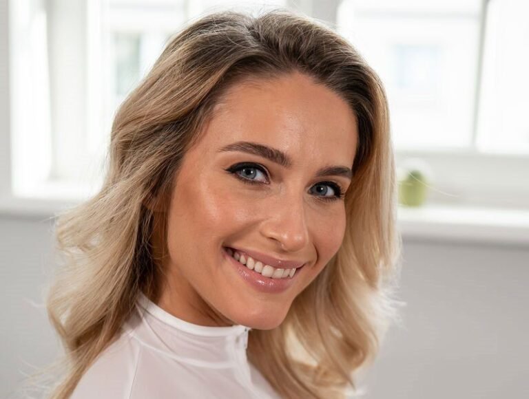 Cara Mell Biography & Net Worth, Age, Career, Lifestyle