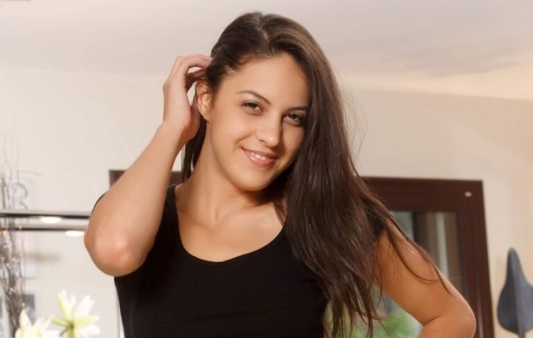 Carolina Abril Biography & Net Worth, Age, Career, Lifestyle