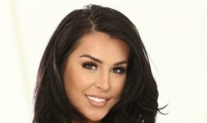 Chanel Santini Biography & Net Worth, Age, Career, Lifestyle