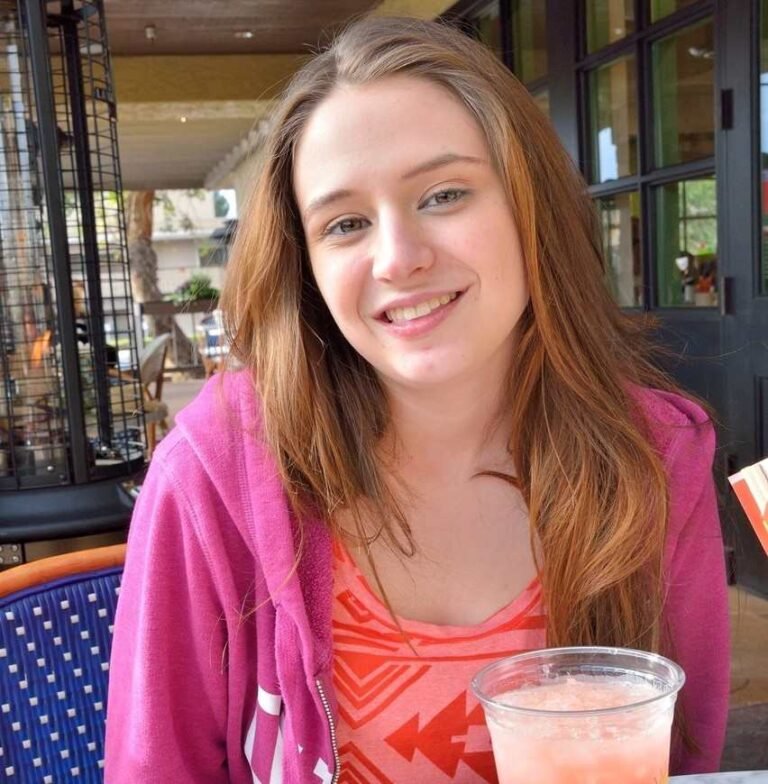 Elektra Rose Biography & Net Worth, Age, Career, Lifestyle