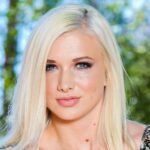 Emily Right Biography & Net Worth, Age, Career, Lifestyle