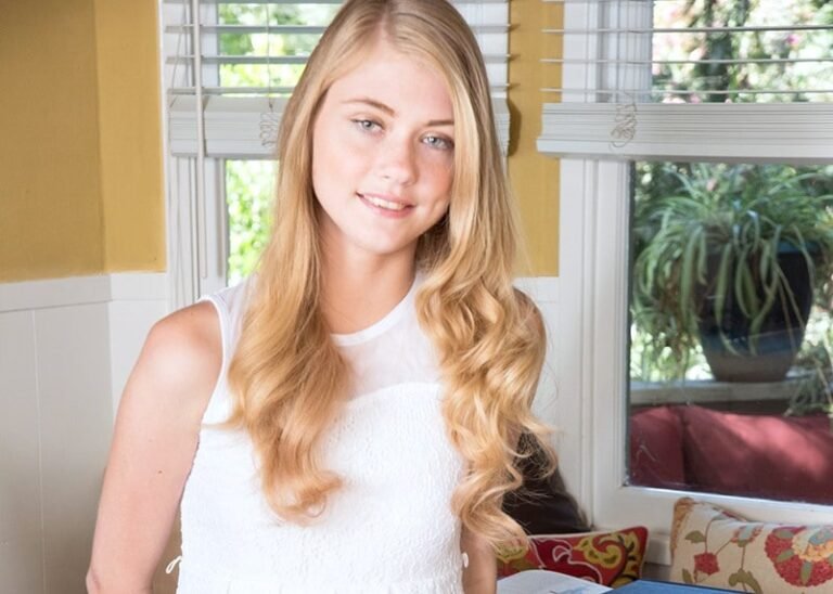 Hannah Hays Biography & Net Worth, Age, Career, Lifestyle