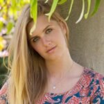 Holly Benson Biography & Net Worth, Age, Career, Lifestyle