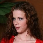 Holly Webster Biography & Net Worth, Age, Career, Lifestyle