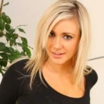Jenna Jones Biography & Net Worth, Age, Career, Lifestyle