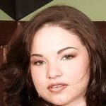 Leenuh Rae Biography & Net Worth, Age, Career, Lifestyle