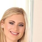 Lindsey Cruz Biography & Net Worth, Age, Career, Lifestyle