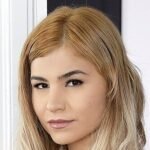 Lisa Gali Biography & Net Worth, Age, Career, Lifestyle
