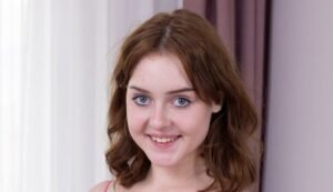 Liza Ginger Biography & Net Worth, Age, Career, Lifestyle