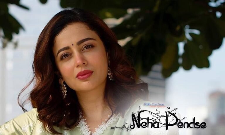 Neha Pendse Biography & Net Worth, Age, Career, Lifestyle