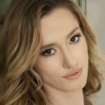 Nicolle Snow Biography & Net Worth, Age, Career, Lifestyle