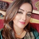 Nidhi Uttam Biography & Net Worth, Age, Career, Lifestyle