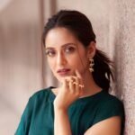 Priyanka Sarkar Biography & Net Worth, Age, Career, Lifestyle