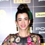 Saba Azad Biography & Net Worth, Age, Career, Lifestyle