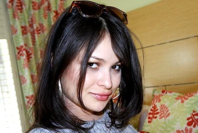 Sadine Godiva Biography & Net Worth, Age, Career, Lifestyle