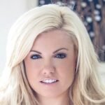 Sasha Knox Biography & Net Worth, Age, Career, Lifestyle