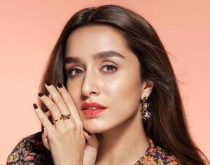 Shraddha Kapoor Biography & Net Worth, Age, Career, Lifestyle