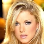 Sydney Moon Biography & Net Worth, Age, Career, Lifestyle