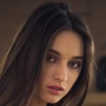 Taya Vais Biography & Net Worth, Age, Career, Lifestyle