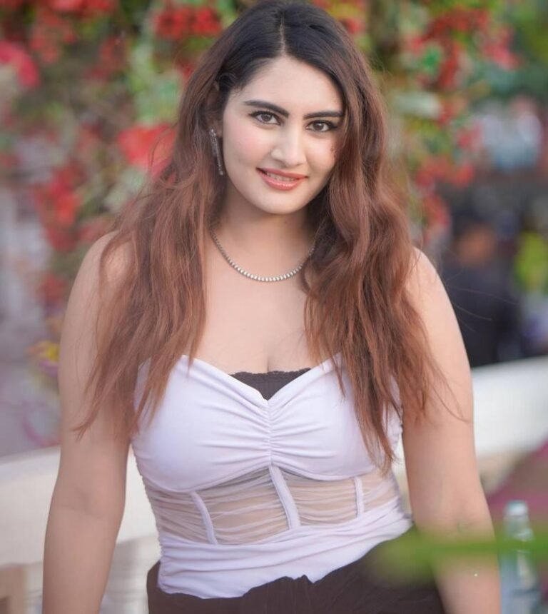 Vedika Bhandari Biography & Net Worth, Age, Career, Lifestyle