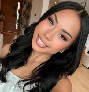Vivienne Vo Biography & Net Worth, Age, Career, Lifestyle