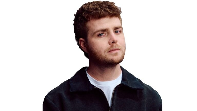 Alex Warren Biography & Net Worth, Age, Career, Lifestyle - Photo 8