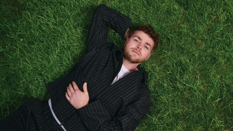 Alex Warren Biography & Net Worth, Age, Career, Lifestyle - Photo 5
